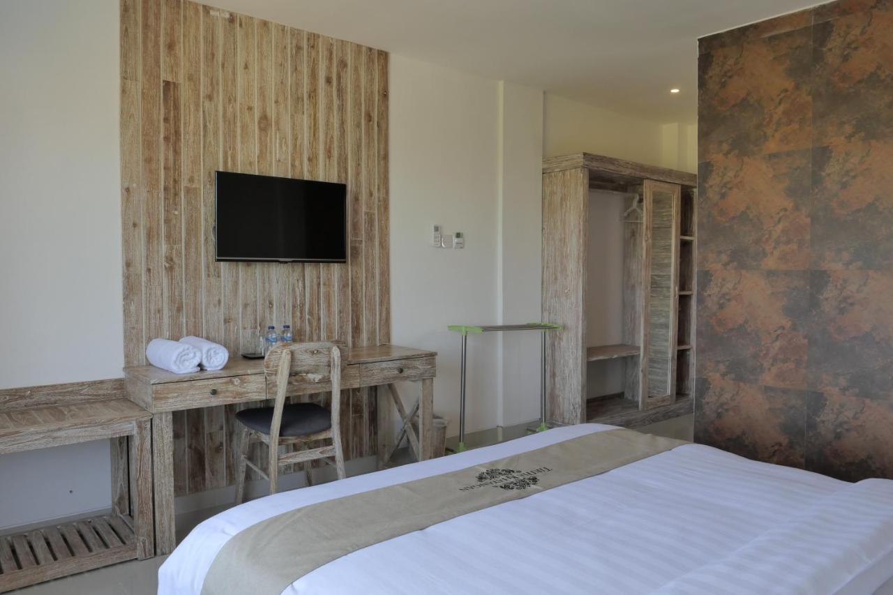 Hotel Tirtha Khayangan Canggu Esterno foto