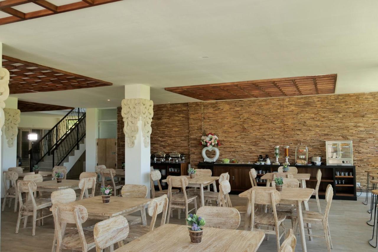 Hotel Tirtha Khayangan Canggu Esterno foto