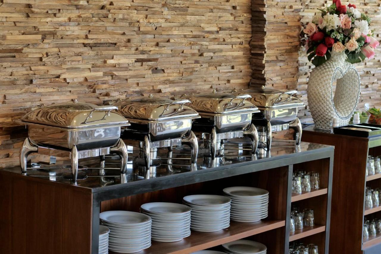 Hotel Tirtha Khayangan Canggu Esterno foto