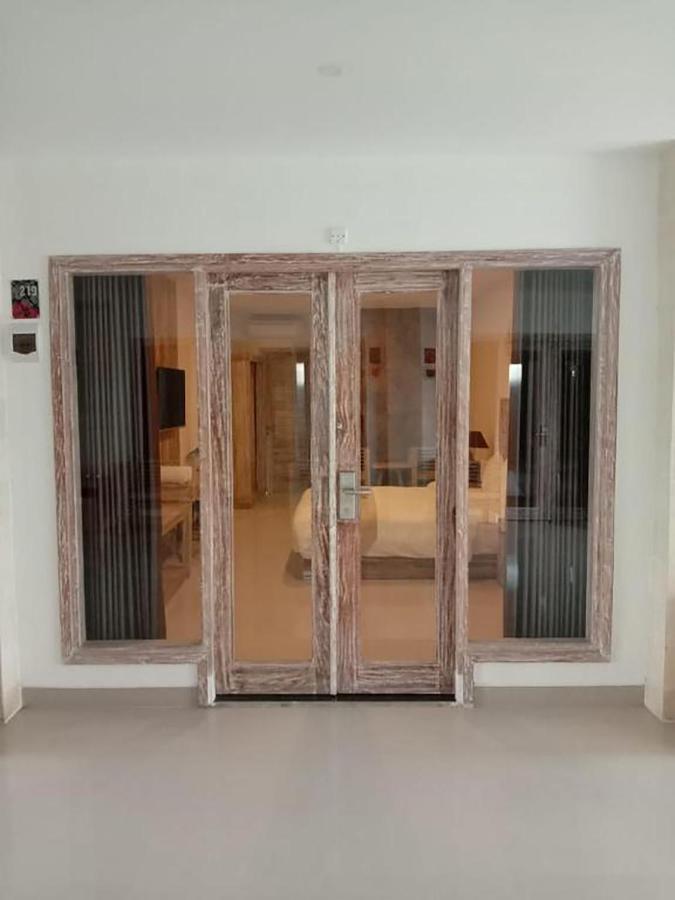 Hotel Tirtha Khayangan Canggu Esterno foto